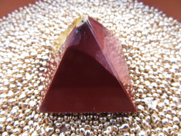 Mookaite Pyramid 02