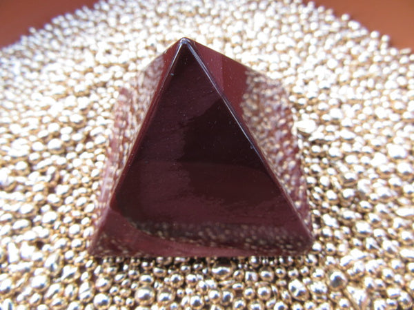 Mookaite Pyramid 010