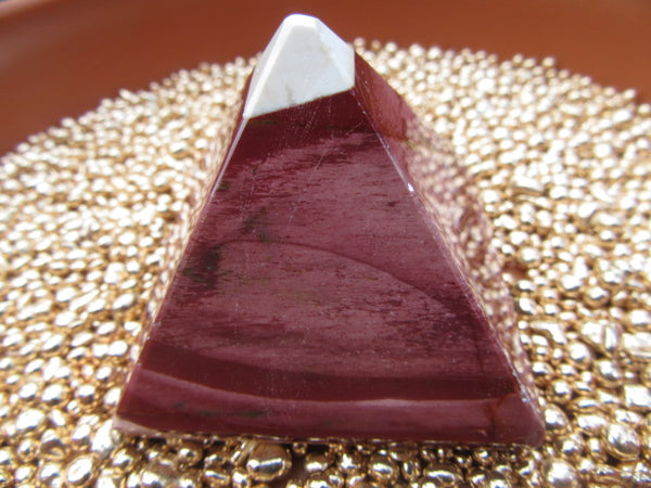 Mookaite Pyramid 014