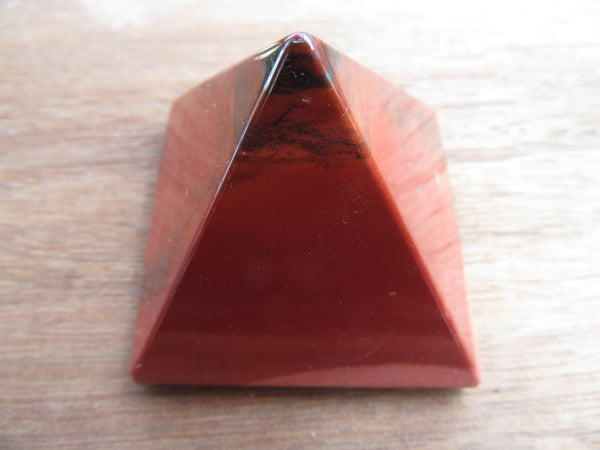 Mookaite Pyramid 04