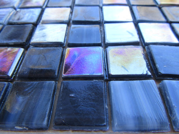 Vibrant Glass Tile VGT088