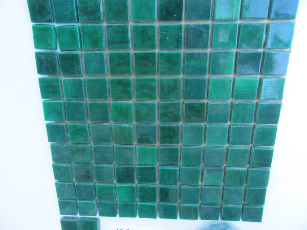 Vibrant Glass Tile VGT137