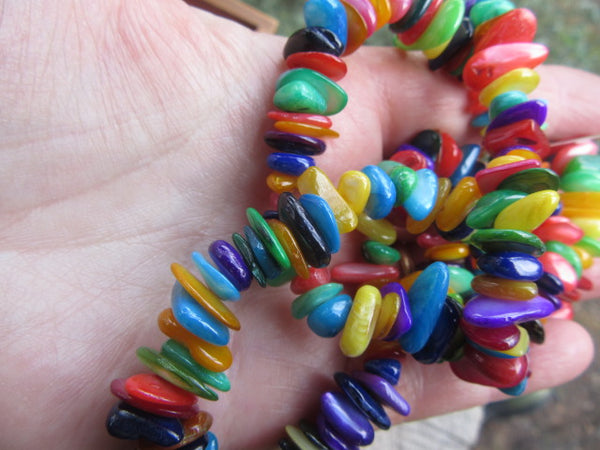 Multicoloured Shell long strand